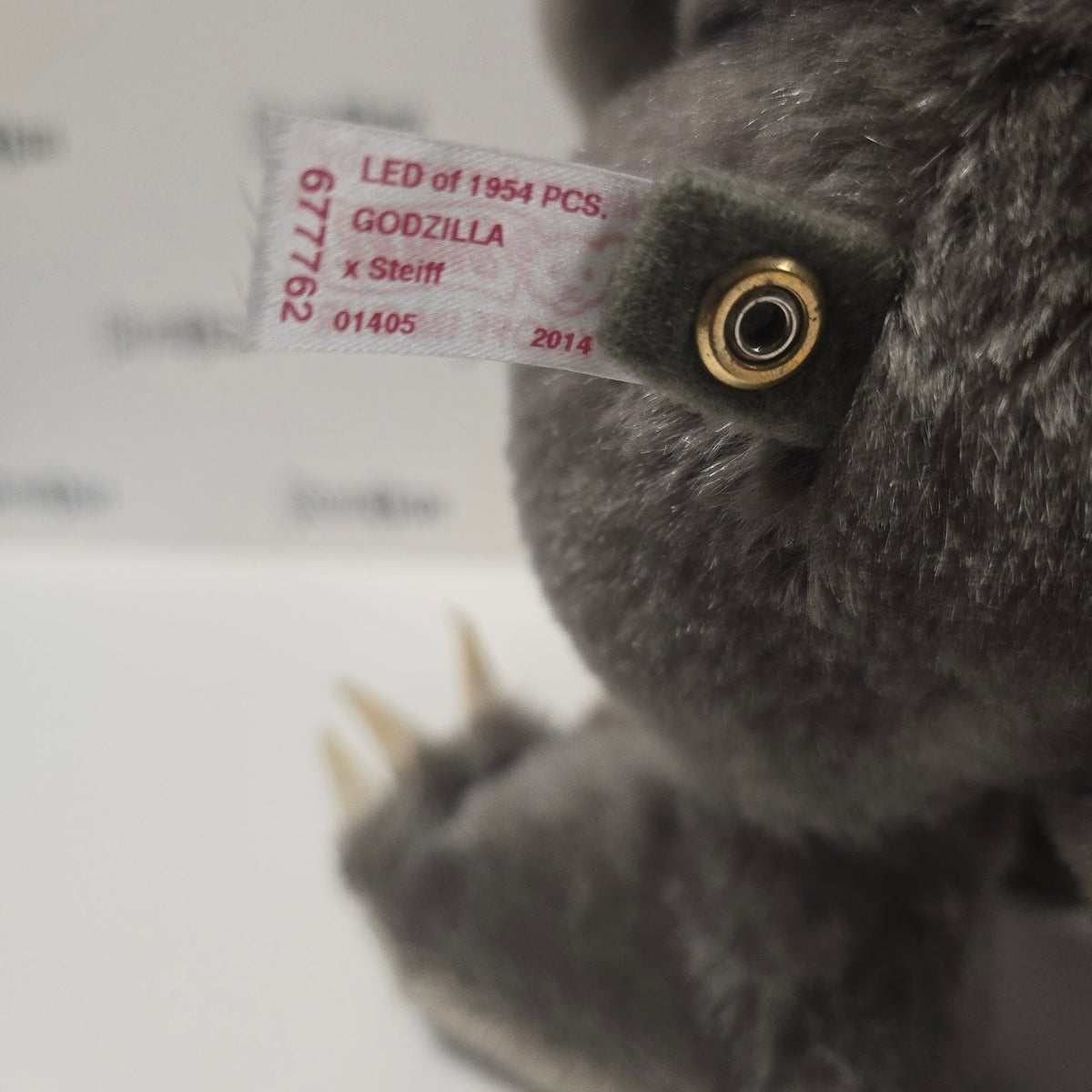 Steiff- Godzilla (2014 Japanese Exclusive)| Rogue Toys