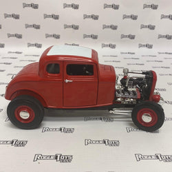 ERTL 1/18 American Muscle 1932 Ford Hot Rod - Rogue Toys