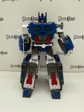Hasbro Transformers War for Cybertron Netflix Ultra Magnus