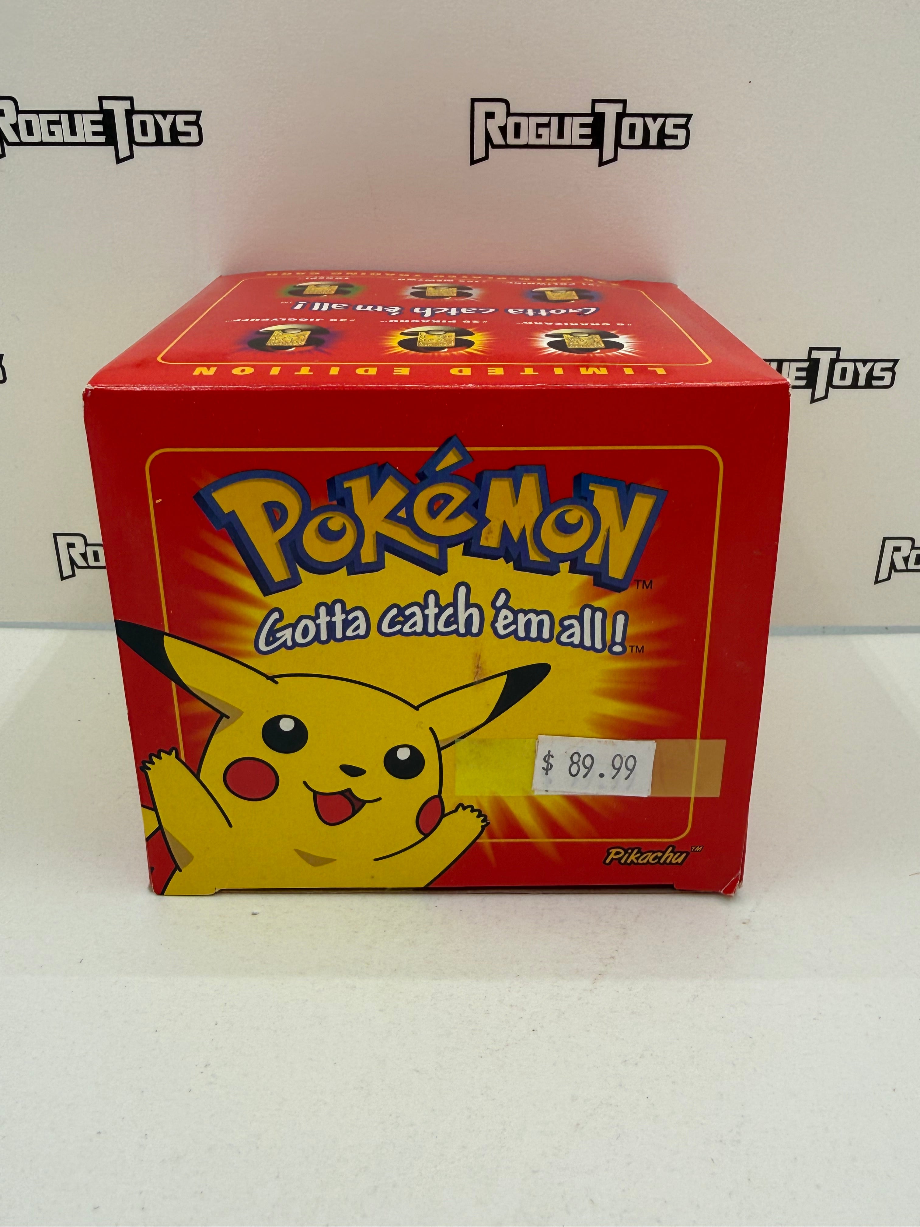 gold plated pokemon cards 1999 pikachu Nintendo Pokémon 23k Gold-Plated Trading Card #25 Pikachu| Rogue Toys MTG Best Standard Green Eredità delle Leggende Style:Spirit Squadron