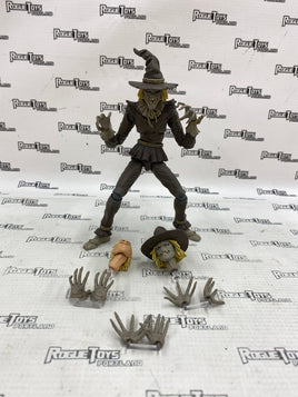 MAFEX Batman: Hush The Scarecrow
