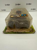 ToyBiz The Lord of the Rings: The Fellowship of the Ring 111th Birthday Celebration Bilbo w/ Party Barrel