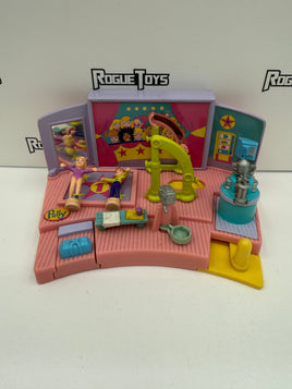 Mattel Polly Pocket Gym Turn Fest