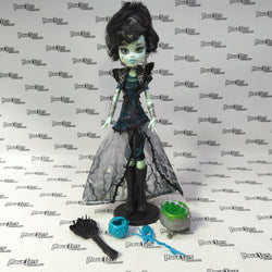 Mattel Monster High Ghouls Rule Frankie Stein