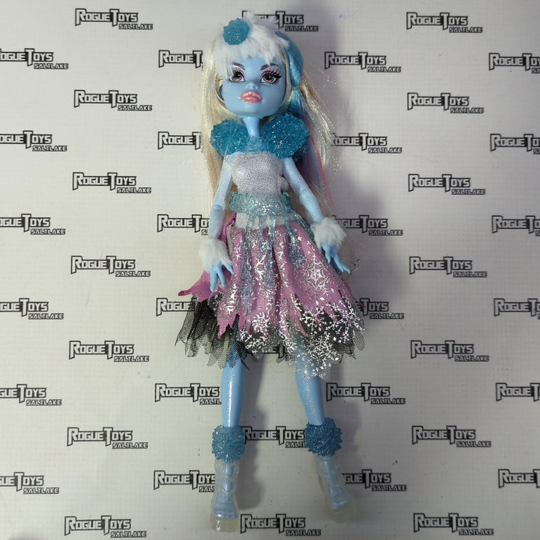 Mattel Monster High Ghouls Rule Abbey Bominable