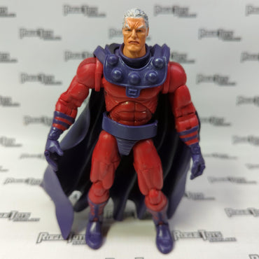 Toybiz Marvel Legends Magneto
