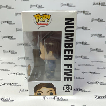 Funko POP! Television The Umbrella Academy Number Five (Limited Edition Chase) 932 - Rogue Toys