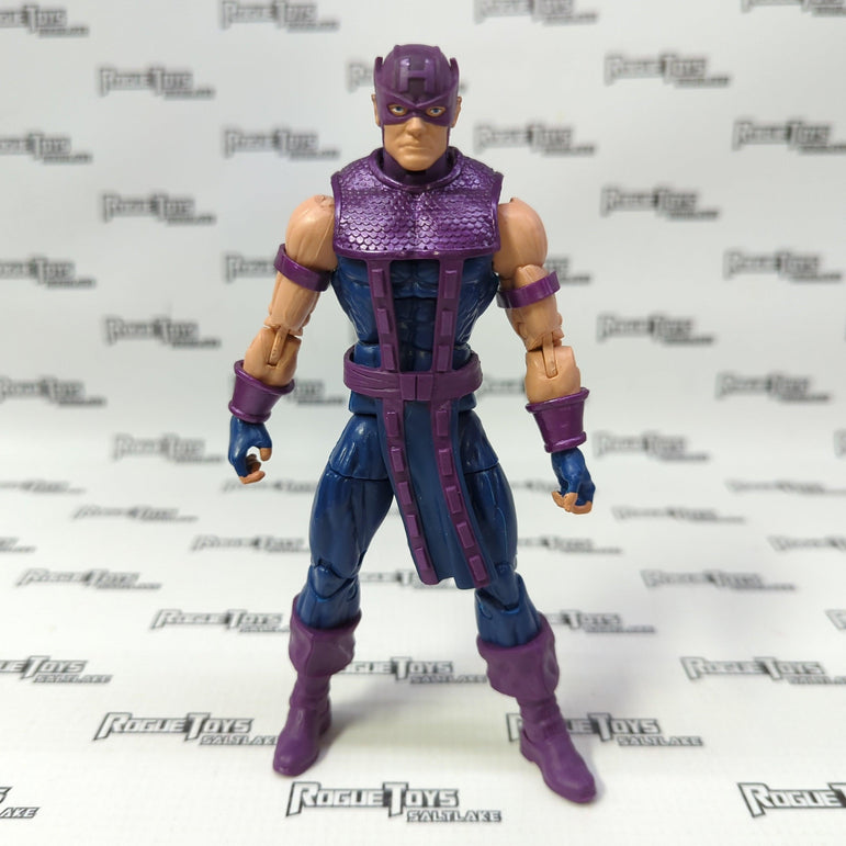 Hasbro Marvel Legends Series Retro Card Hawkeye