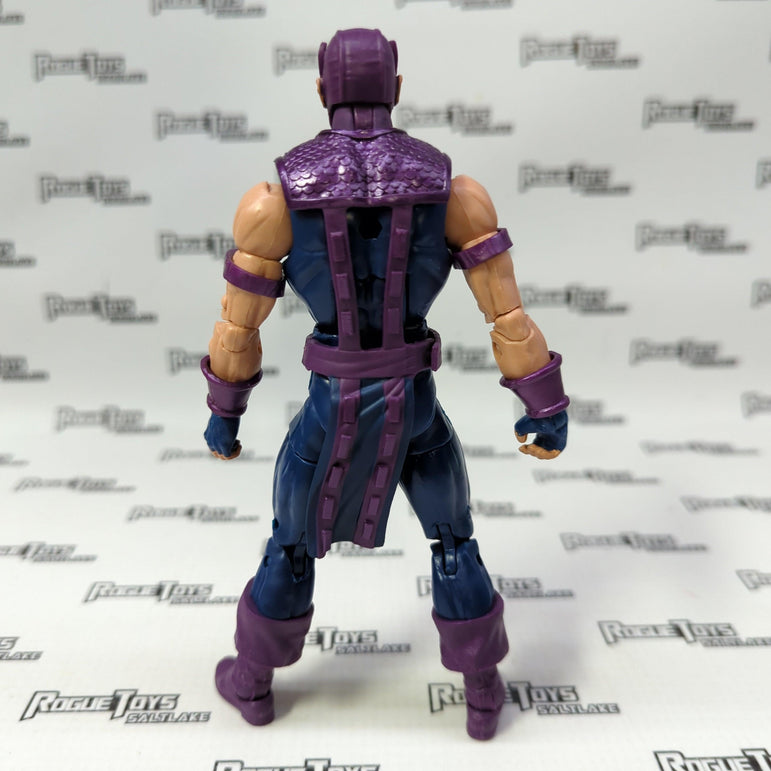 Hasbro Marvel Legends Series Retro Card Hawkeye