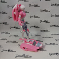 Hasbro Transformers WFC Trilogy Kingdom Arcee