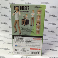 S.H. Figuarts Spy X Family Loid Forger