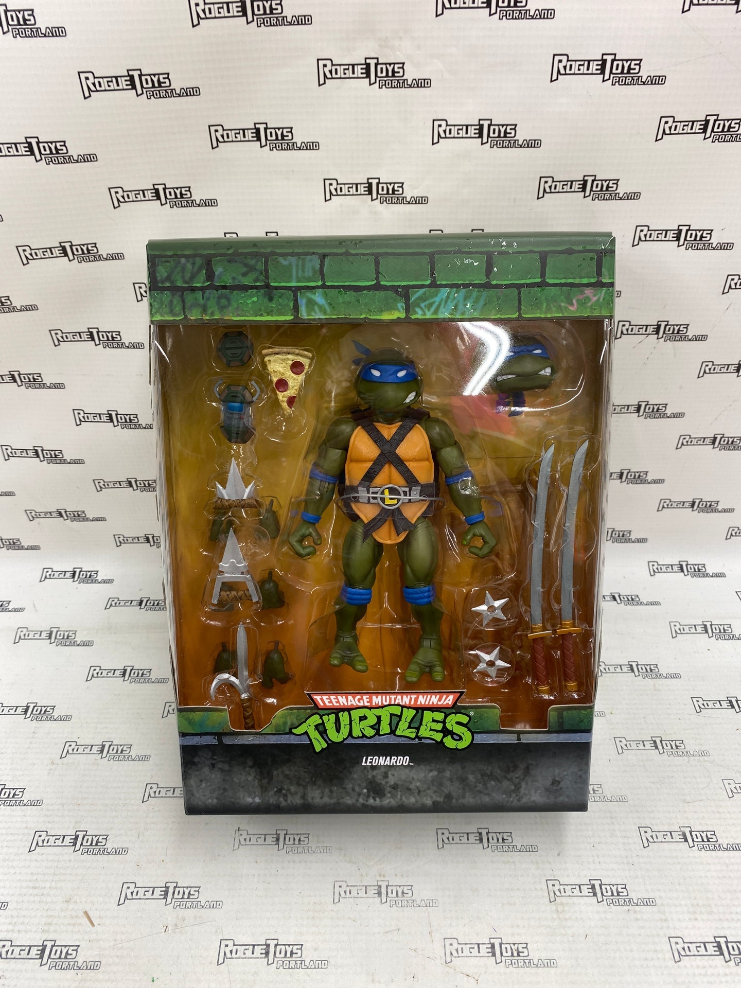 Super 7 Ultimates TMNT Leonardo| Rogue Toys