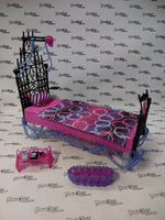 Mattel Monster High Spectra Vondergeist Floating Bed Playset