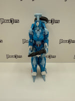 Hasbro Transformers Generations Deluxe Class Thrilling 30 Autobot Chromia