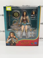 Medicom Toy MAFEX DC Wonder Woman