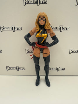 Hasbro Marvel Legends Infinite Series Collectors Edition Ms. Marvel (Target Exclusive)