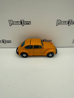 Hasbro Transformers War for Cybertron Trilogy Netflix Deluxe Class Autobot Bumblebee