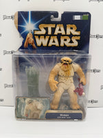 Hasbro Star Wars: The Empire Strikes Back Hoth Attack Wampa w/ Hoth Cave