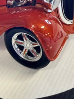 ERTL 1:18 1934 Ford Street Rod