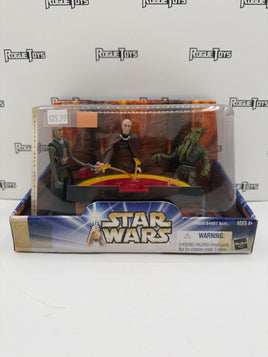 Hasbro Star Wars: Attack of the Clones Geonosian War Chamber