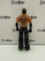 Mattel WWE Basic Superstar Match-Ups Series 1 Rey Mysterio (with Black & Green Mask) & Best of 2010 Batista PROTOTYPE FIGURES
