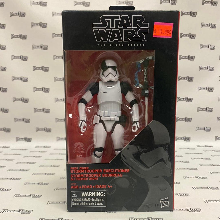 S.H. Figuarts Star Wars (The Last Jedi) First Order Stormtrooper Officer  Set Review 