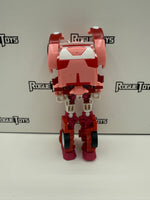 Hasbro Transformers Legacy Generations Deluxe Class Autobot Elita-1