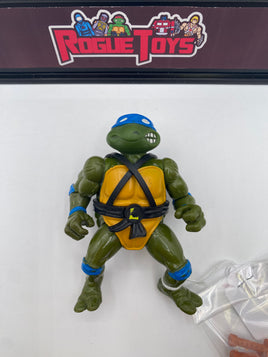 Playmates 1988 Vintage Teenage Mutant Ninja Turtles Leonardo w/ Some Weapons (Some Broken)