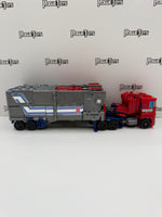 Hasbro Transformers Generations Power of the Primes Leader Class Autobot Evolution Optimus Prime
