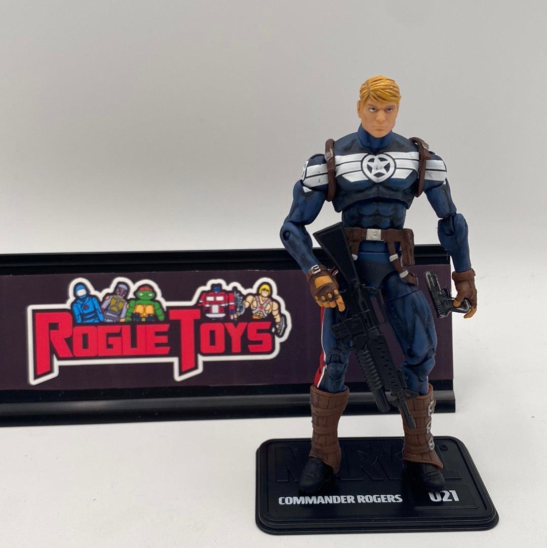 Hasbro Marvel Universe Commander Rogers