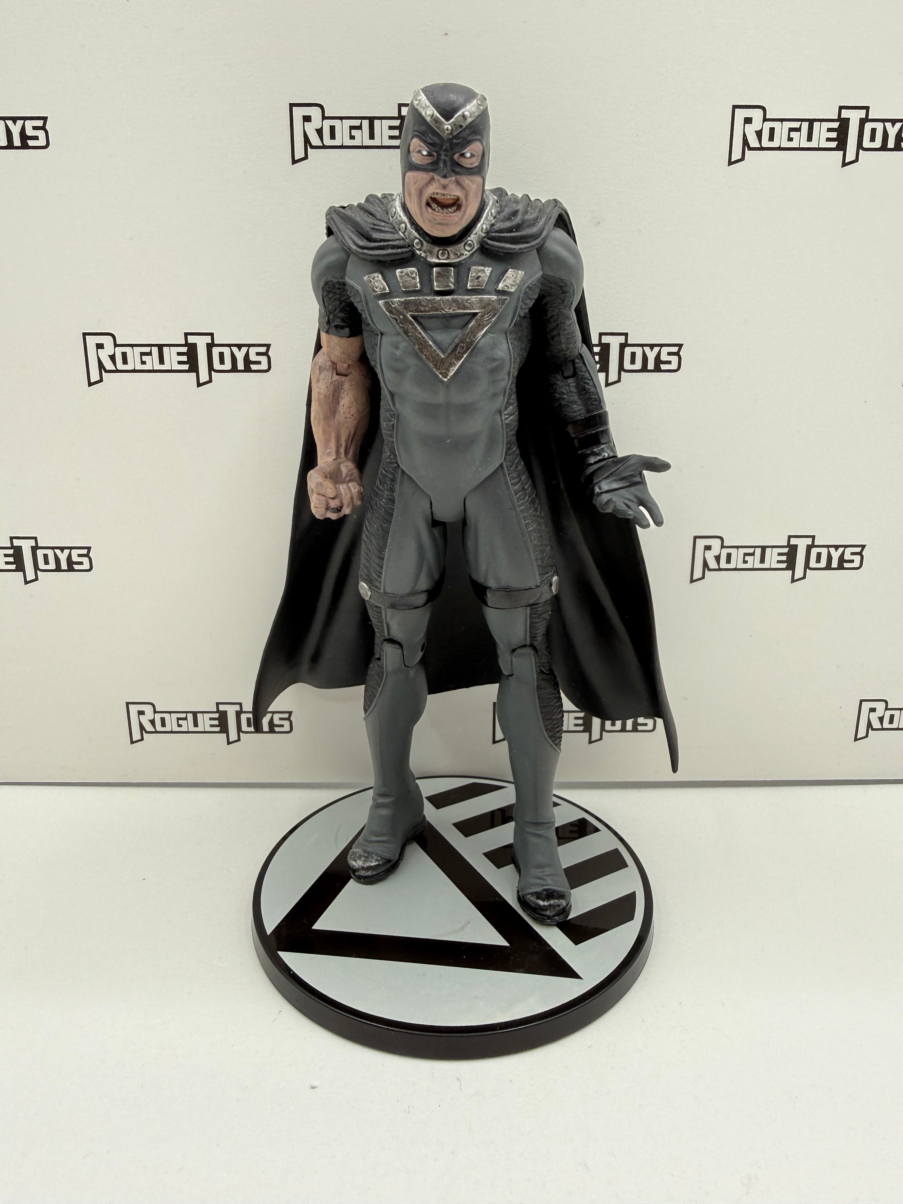 DC Direct Blackest Night Black Hand| Rogue Toys
