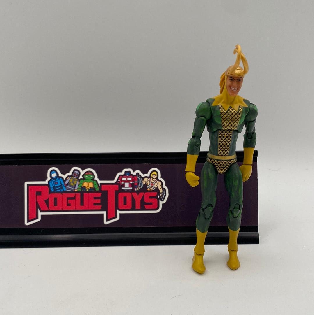 Hasbro Marvel Universe Loki (Classic Suit)