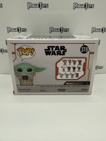Funko POP! Star Wars: The Mandalorian The Child with Cup