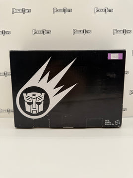 Hasbro Transformers Generations Titans Return Deluxe Class Autobot Arcee & Leinad with Ultra Magnus (Toys ‘R’ Us Exclusive) (HasCon Exclusive)