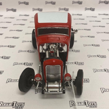 ERTL 1/18 American Muscle 1932 Ford Hot Rod