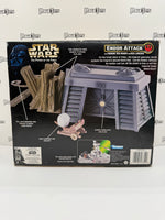 Kenner Star Wars The Power of the Force Rebel Alliance Endor Attack w/ Swinging Tree Branch & Rock Launcher!