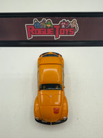 Hasbro Transformers War for Cybertron Trilogy Netflix Deluxe Class Autobot Bumblebee