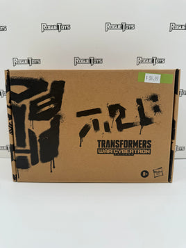 Hasbro Transformers War for Cybertron Earthrise Voyager Class Decepticon Megatron (G2)
