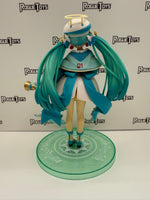 Taito Piapro Characters Hatsune Miku (2nd Season Winter Ver.)