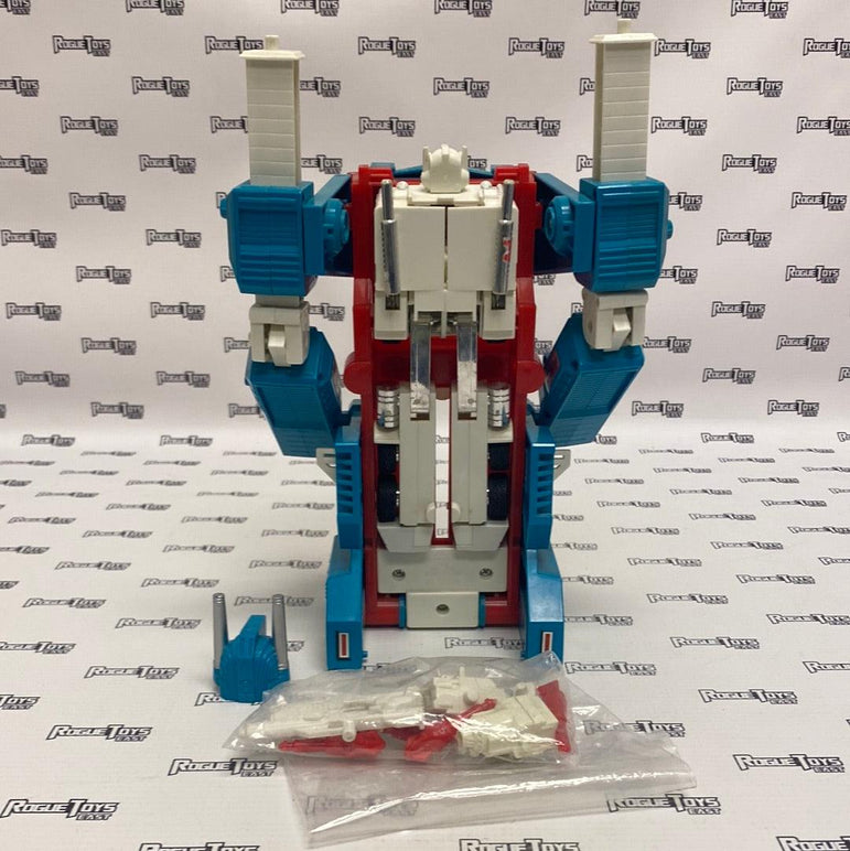 Hasbro Transformers G1 Ultra Magnus - Rogue Toys