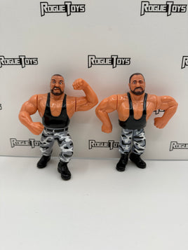 Hasbro WWF Titan Sports Tag Team Wrestlers Luke & Butch Bushwackers
