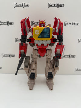 Hasbro Transformers Generations Voyager Class Fall of Cybertron Autobot Blaster with Steeljaw