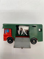 Matchbox Series 17 Horse Box