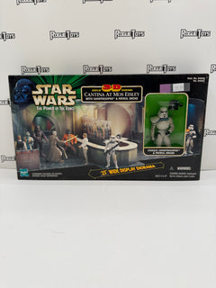 Hasbro Star Wars The Power of the Force Cantina at Mos Eisley w/ Sandtrooper & Patrol Droid
