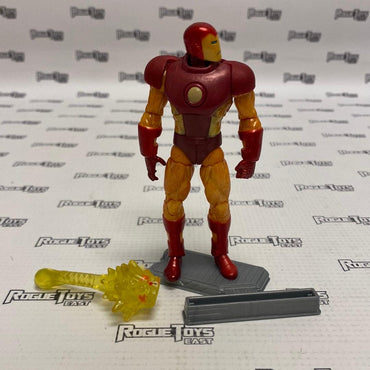 Marvel Universe Iron Man “Retro” - Rogue Toys