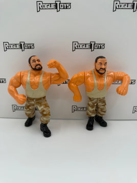 Hasbro WWF Series 10 Butch of the Bushwhackers with Down Under Pounder! & Luke of the Bushwhackers with Down and Out Blaster!
