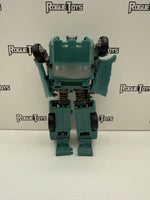 Hasbro Transformers Generations Deluxe Class Autobot Sergeant Kup