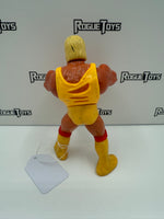 Hasbro WWF Series 2 Hulk Hogan with Hulkster Hug!