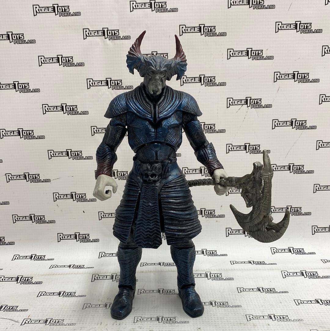Mattel DC Multiverse Steppenwolf BAF/Collect & Connect Figure - Rogue Toys