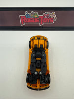 Hasbro Transformers War for Cybertron Trilogy Netflix Deluxe Class Autobot Bumblebee